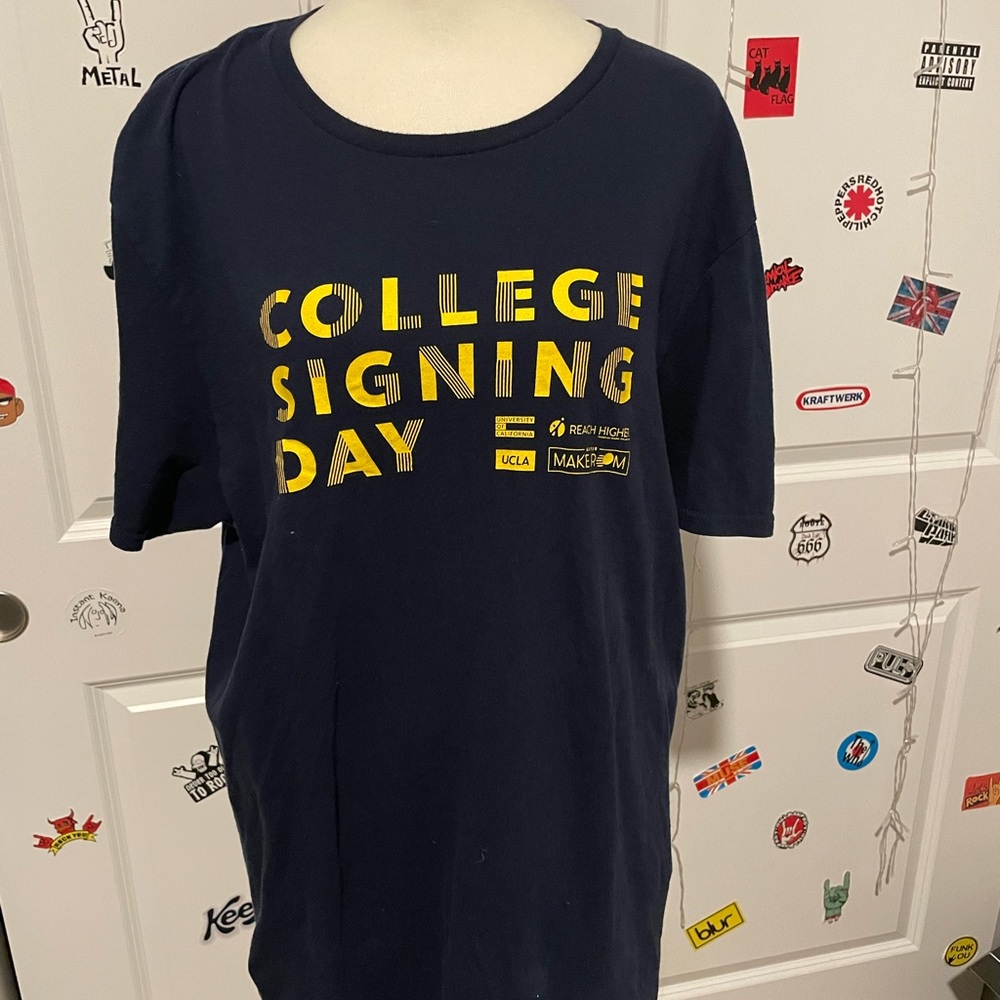 Vintage ucla promo shirt size large